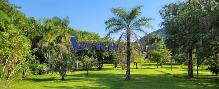 Imagem Chácara com 3 Quartos à Venda, 3.885 m² em Parque Piracema - Atibaia