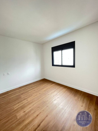 Imagem Apartamento com 4 Quartos à Venda, 149 m² em Centro - Balneário Camboriú Imagem Apartamento com 4 Quartos à Venda, 149 m² em Centro - Balneário Camboriú