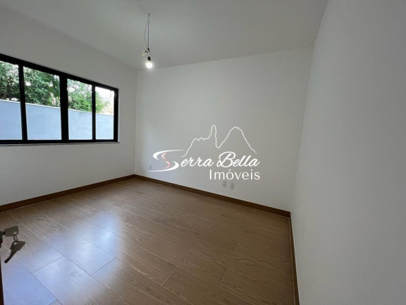 Imagem Casa com 4 Quartos à Venda, em Várzea - Teresópolis Imagem Casa com 4 Quartos à Venda, em Várzea - Teresópolis