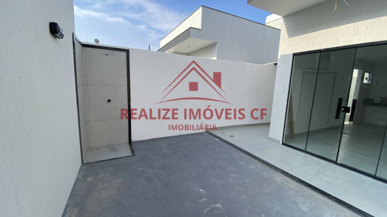 Imagem Casa com 2 Quartos à Venda, 80 m² em Vila Do Peró - Cabo Frio Imagem Casa com 2 Quartos à Venda, 80 m² em Vila Do Peró - Cabo Frio