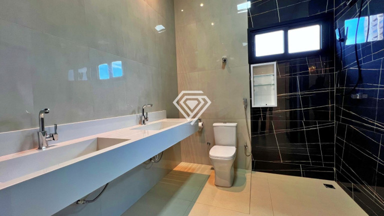 Imagem Sobrado com 5 Quartos à Venda, 411 m² em Plano Diretor Sul - Palmas Imagem Sobrado com 5 Quartos à Venda, 411 m² em Plano Diretor Sul - Palmas