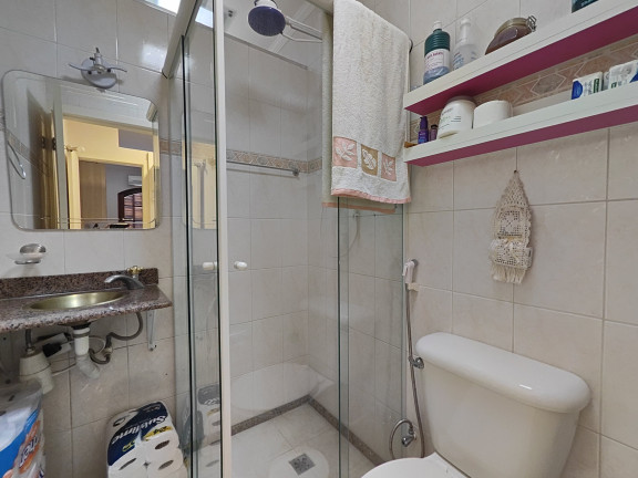 Imagem Casa com 3 Quartos à Venda, 380 m² em Vila Assunção - Santo André