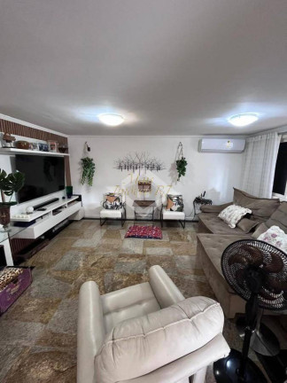 Imagem Casa com 5 Quartos à Venda, 310 m² em Itaipu - Niterói Imagem Casa com 5 Quartos à Venda, 310 m² em Itaipu - Niterói