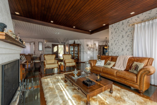 Imagem Casa com 5 Quartos à Venda, 650 m² em Jardim Manancial - Campos Do Jordão Imagem Casa com 5 Quartos à Venda, 650 m² em Jardim Manancial - Campos Do Jordão