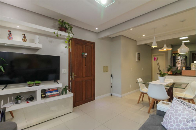 Imagem Casa com 3 Quartos à Venda,  em Hípica - Porto Alegre