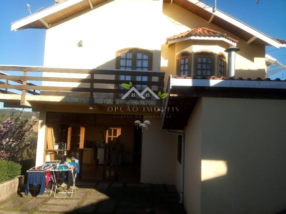 Imagem Casa com 3 Quartos à Venda, 240 m² em Vila Nova Suíça - Campos Do Jordão Imagem Casa com 3 Quartos à Venda, 240 m² em Vila Nova Suíça - Campos Do Jordão