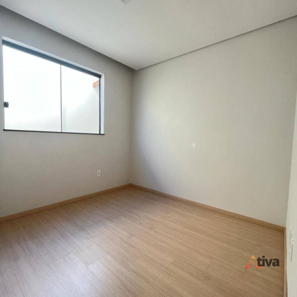 Imagem Casa com 3 Quartos à Venda, 75 m² Imagem Casa com 3 Quartos à Venda, 75 m²