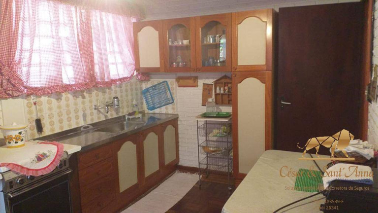 Imagem Casa com 3 Quartos à Venda, 220 m² em Campos Do Jordão Imagem Casa com 3 Quartos à Venda, 220 m² em Campos Do Jordão