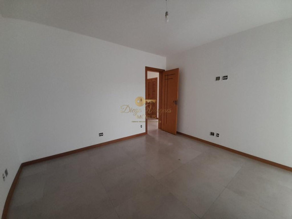 Imagem Casa com 3 Quartos à Venda, 242 m² em Tijuca - Teresópolis Imagem Casa com 3 Quartos à Venda, 242 m² em Tijuca - Teresópolis