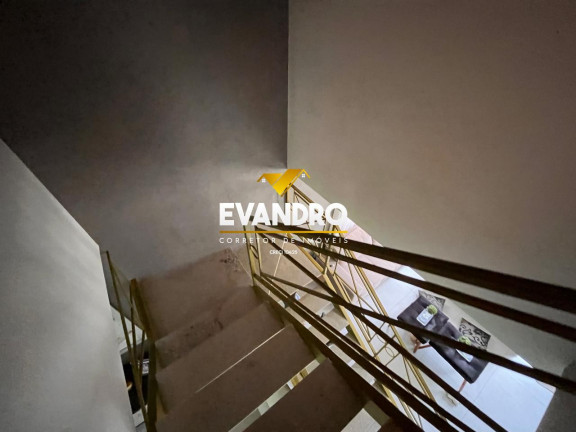 Imagem Casa com 3 Quartos à Venda, 169 m² em Santa Rosa - Cuiabá Imagem Casa com 3 Quartos à Venda, 169 m² em Santa Rosa - Cuiabá