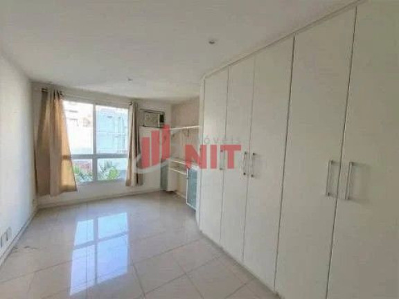 Imagem Apartamento com 3 Quartos à Venda, 130 m² em Icaraí - Niterói