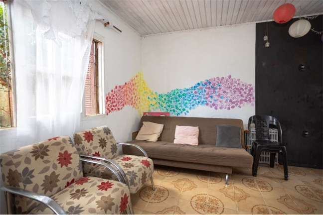 Imagem Casa com 3 Quartos à Venda, em Sarandi - Porto Alegre Imagem Casa com 3 Quartos à Venda, em Sarandi - Porto Alegre