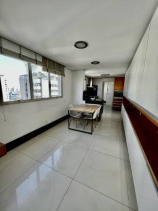 Imagem Imóvel com 3 Quartos à Venda, 220 m² em Campo Belo - São Paulo