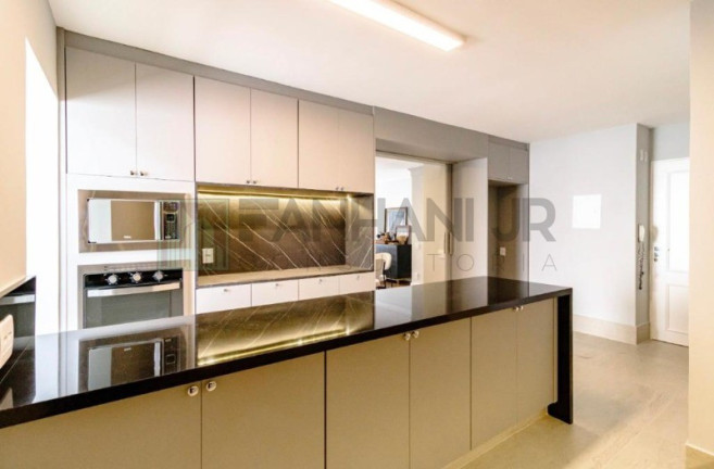 Imagem Imóvel com 3 Quartos à Venda, 112 m² em Itaim Bibi - São Paulo