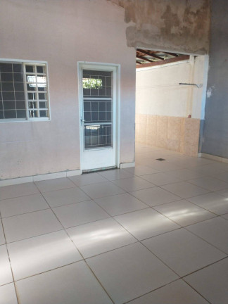 Imagem Casa com 2 Quartos à Venda, em Parque Santa Edwiges - Bauru Imagem Casa com 2 Quartos à Venda, em Parque Santa Edwiges - Bauru