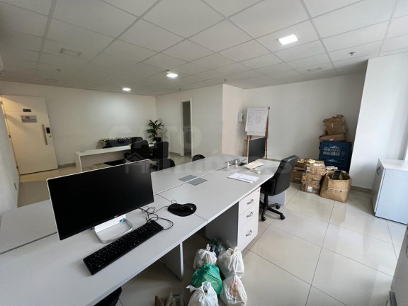 Imagem Imóvel Comercial para Alugar, 51 m² em Alphaville Empresarial - Barueri Imagem Imóvel Comercial para Alugar, 51 m² em Alphaville Empresarial - Barueri