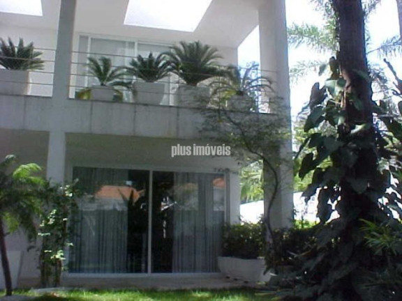 Imagem Casa com 3 Quartos à Venda, 900 m² em Jardim América - São Paulo Imagem Casa com 3 Quartos à Venda, 900 m² em Jardim América - São Paulo