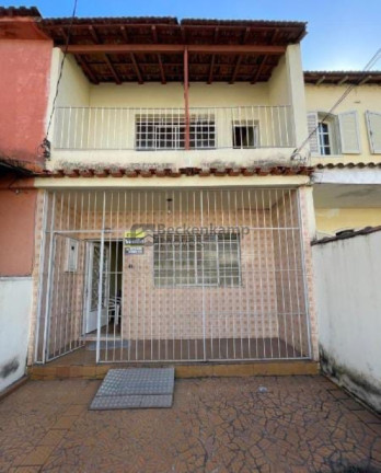 Imagem Sobrado com 3 Quartos à Venda, em Aterrado - Volta Redonda Imagem Sobrado com 3 Quartos à Venda, em Aterrado - Volta Redonda