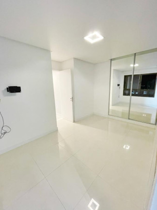 Imagem Apartamento com 2 Quartos à Venda, 72 m² em Jauá (abrantes) - Salvador