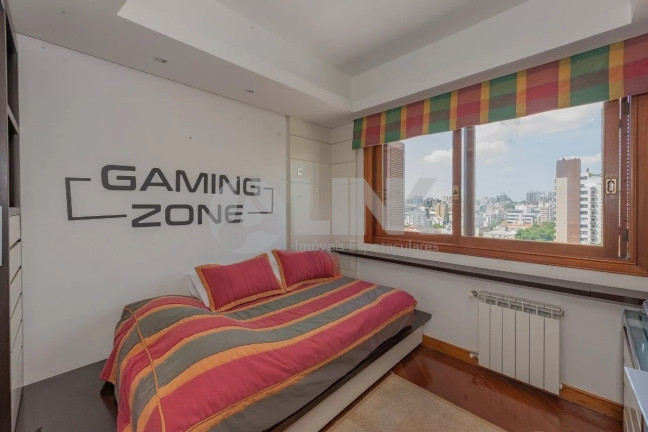 Imagem Apartamento com 3 Quartos à Venda, 201 m² em Moinhos De Vento - Porto Alegre Imagem Apartamento com 3 Quartos à Venda, 201 m² em Moinhos De Vento - Porto Alegre