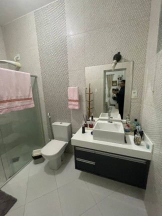 Imagem Casa com 4 Quartos à Venda, em Jabotiana - Aracaju Imagem Casa com 4 Quartos à Venda, em Jabotiana - Aracaju