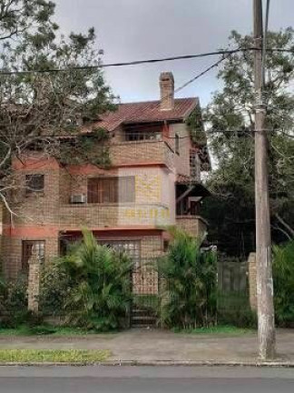 Imagem Casa com 3 Quartos à Venda, 264 m² em Ipanema - Porto Alegre Imagem Casa com 3 Quartos à Venda, 264 m² em Ipanema - Porto Alegre