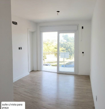 Imagem Casa de Condomínio com 3 Quartos à Venda, 150 m² em Mário Quintana - Porto Alegre Imagem Casa de Condomínio com 3 Quartos à Venda, 150 m² em Mário Quintana - Porto Alegre