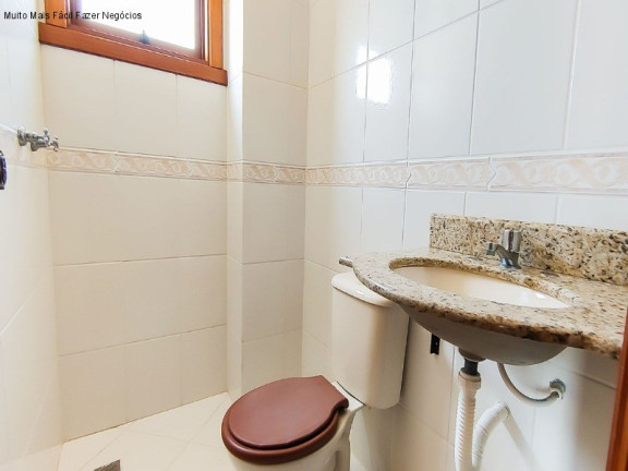 Imagem Sobrado com 3 Quartos à Venda, 266 m² em Aberta Dos Morros - Porto Alegre Imagem Sobrado com 3 Quartos à Venda, 266 m² em Aberta Dos Morros - Porto Alegre