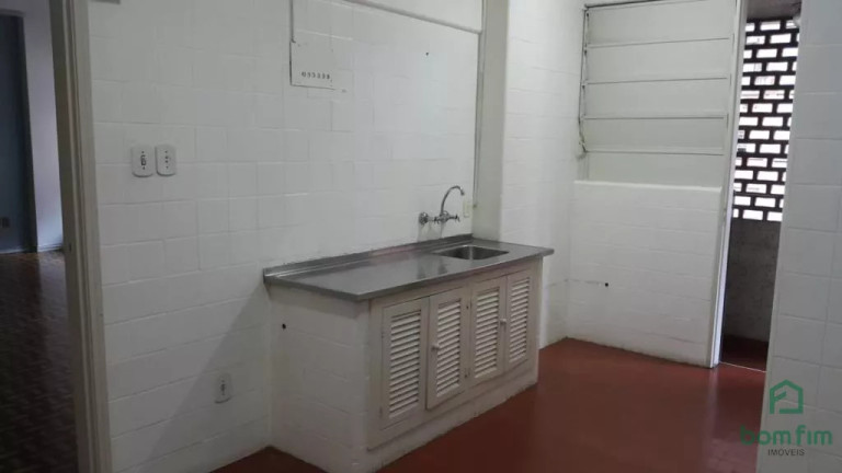 Imagem Apartamento com 2 Quartos para Alugar, 138 m² em Centro Histórico - Porto Alegre Imagem Apartamento com 2 Quartos para Alugar, 138 m² em Centro Histórico - Porto Alegre