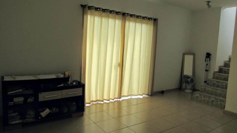 Imagem Casa com 2 Quartos à Venda, 229 m² em Estribo - Avaré
