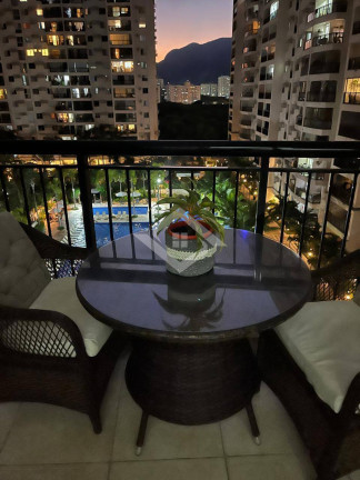 Imagem Apartamento com 2 Quartos à Venda, 70 m² em Barra Da Tijuca - Rio De Janeiro