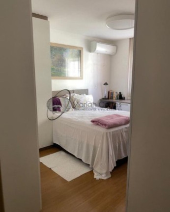 Imagem Imóvel com 3 Quartos à Venda, em Icaraí - Niterói Imagem Imóvel com 3 Quartos à Venda, em Icaraí - Niterói
