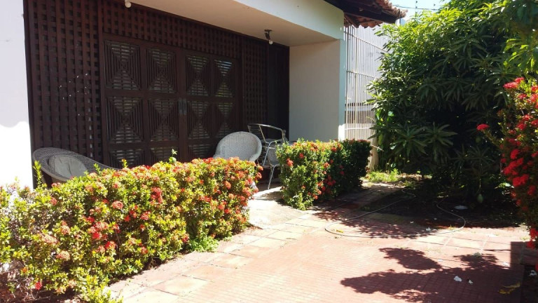 Imagem Casa com 6 Quartos à Venda, 610 m² em Suíssa - Aracaju Imagem Casa com 6 Quartos à Venda, 610 m² em Suíssa - Aracaju