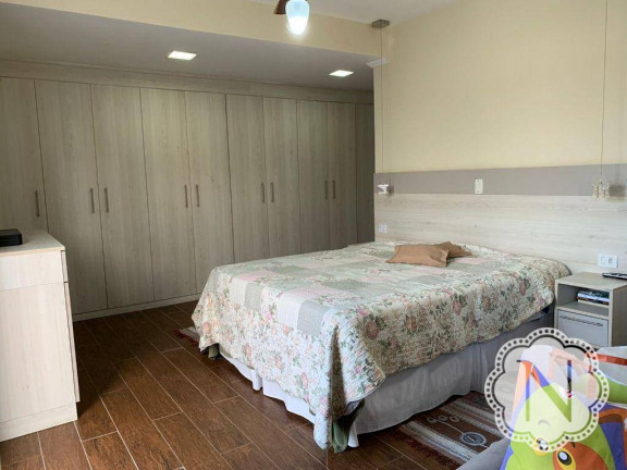 Imagem Sobrado com 3 Quartos à Venda, 239 m² em Suarão - Itanhaém