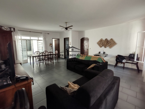 Casa com 3 Quartos à Venda, 162 m² em Beira Rio - Guaratinguetá