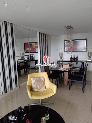 Imagem Apartamento com 4 Quartos à Venda, 240 m² em Adrianópolis - Manaus