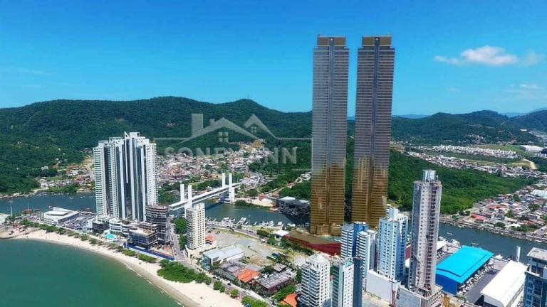 Imagem Apartamento com 4 Quartos à Venda, 257 m² em Centro - Balneário Camboriú