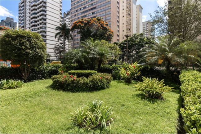 Imagem Apartamento com 2 Quartos à Venda, 99 m² em Moema - São Paulo