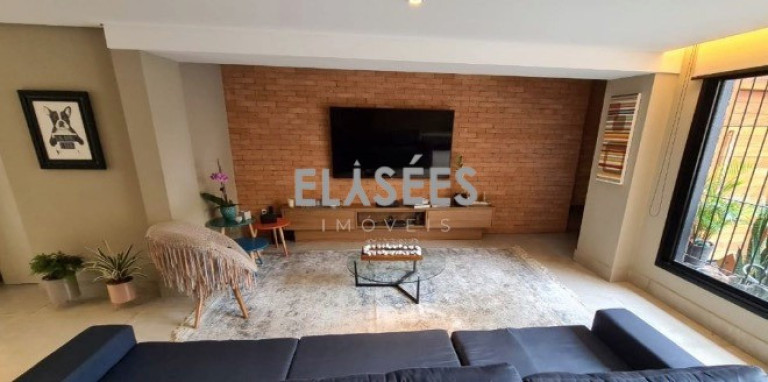 Imagem Casa com 2 Quartos à Venda, 200 m² em Vila Olímpia - São Paulo Imagem Casa com 2 Quartos à Venda, 200 m² em Vila Olímpia - São Paulo
