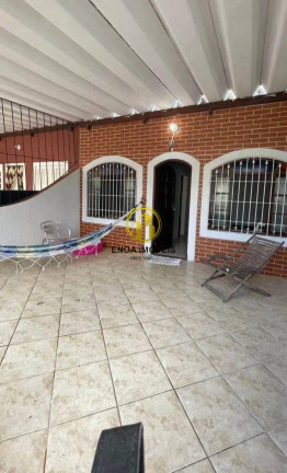 Imagem Casa com 1 Quarto à Venda, em Caiçara - Praia Grande Imagem Casa com 1 Quarto à Venda, em Caiçara - Praia Grande