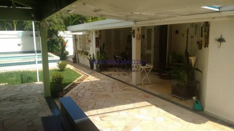 Imagem Casa com 4 Quartos à Venda, 560 m² em Alphaville Residencial Um - Barueri Imagem Casa com 4 Quartos à Venda, 560 m² em Alphaville Residencial Um - Barueri
