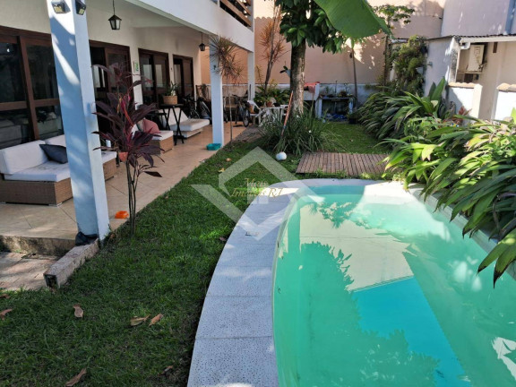 Imagem Casa com 3 Quartos à Venda, 246 m² em Piratininga - Niterói Imagem Casa com 3 Quartos à Venda, 246 m² em Piratininga - Niterói