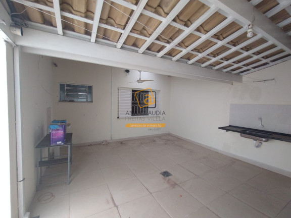 Imagem Casa com 3 Quartos à Venda, em Brasil - Itu Imagem Casa com 3 Quartos à Venda, em Brasil - Itu