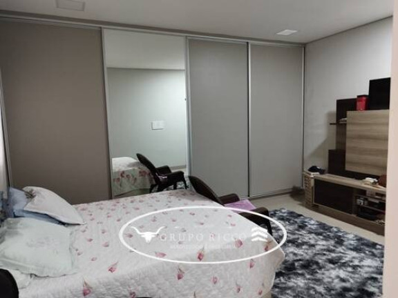 Imagem Casa com 2 Quartos à Venda, 180 m² em Centro - Barra Do Garças Imagem Casa com 2 Quartos à Venda, 180 m² em Centro - Barra Do Garças