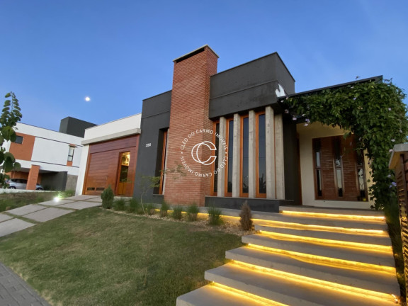Imagem Casa com 3 Quartos à Venda, 177 m² em Camobi - Santa Maria Imagem Casa com 3 Quartos à Venda, 177 m² em Camobi - Santa Maria
