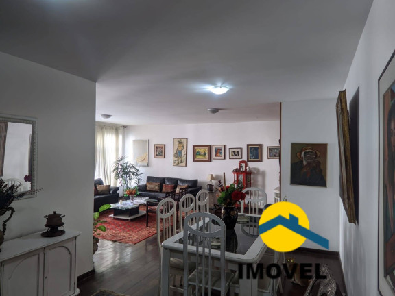 Imagem Apartamento com 4 Quartos à Venda, 230 m² em Icaraí - Niterói