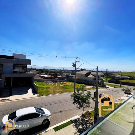 Imagem Casa com 3 Quartos à Venda, 180 m² em Condominio Residencial Malibú - Caçapava Imagem Casa com 3 Quartos à Venda, 180 m² em Condominio Residencial Malibú - Caçapava