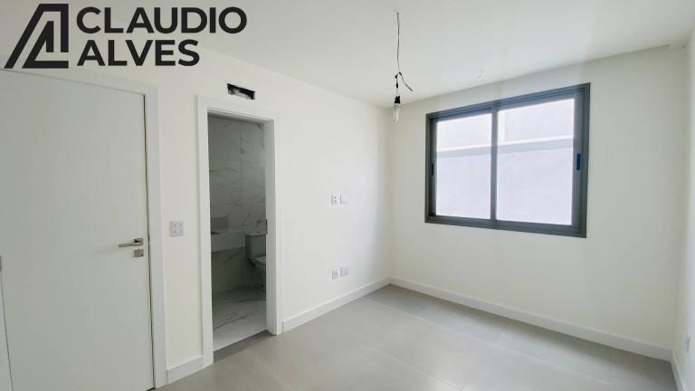 Imagem Casa de Condomínio com 4 Quartos à Venda, 225 m² em Papagaio - Feira De Santana Imagem Casa de Condomínio com 4 Quartos à Venda, 225 m² em Papagaio - Feira De Santana