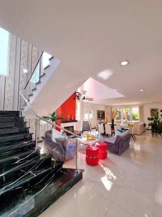 Imagem Casa com 4 Quartos à Venda, em Aldeia Da Serra - Santana De Parnaíba Imagem Casa com 4 Quartos à Venda, em Aldeia Da Serra - Santana De Parnaíba