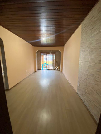 Imagem Casa com 3 Quartos à Venda, 180 m² em Restinga - Porto Alegre Imagem Casa com 3 Quartos à Venda, 180 m² em Restinga - Porto Alegre